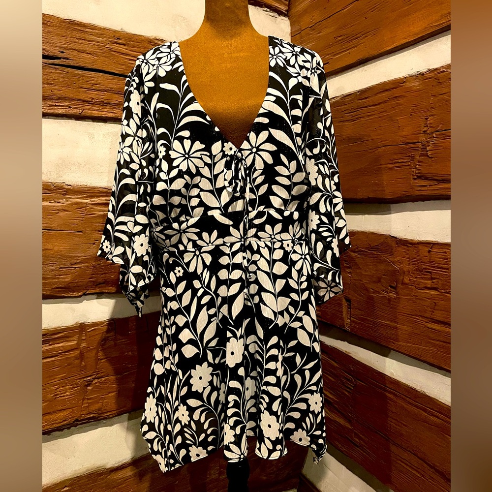 Black and White with Silver Floral Kimono Top